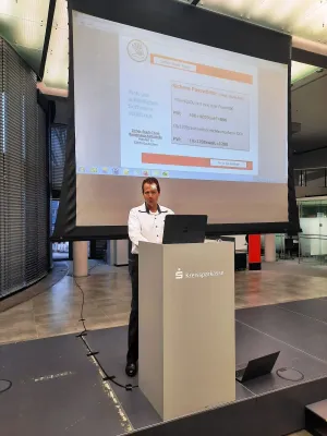 Bild: Hacker-Vortrag bei der Kreissparkasse München