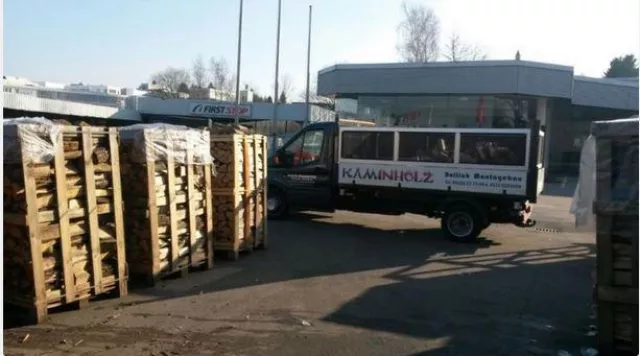 Kaminholz-Bollich beliefert Ostwestfalen jährlich mit tausenden kWh Wärme Bild: Kaminholz-Bollich beliefert Ostwestfalen jährlich mit tausenden kWh Wärme