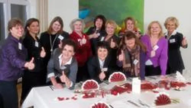 Bild: Unternehmerinnen aus NRW dinieren für den Erfolg – am 10.11.11 in Dortmund