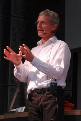 Junior-Studenten der KinderHochschule werfen einen Blick in die Welt der Ernährung Bild: Junior-Studenten der KinderHochschule werfen einen Blick in die Welt der Ernährung