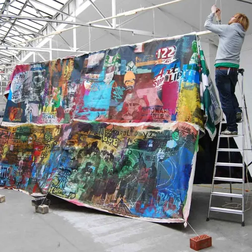 Bild: 72hoursgallery vs. 44flavours