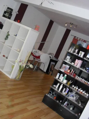 Bild: Kosmetikstudio Paradise of Beauty