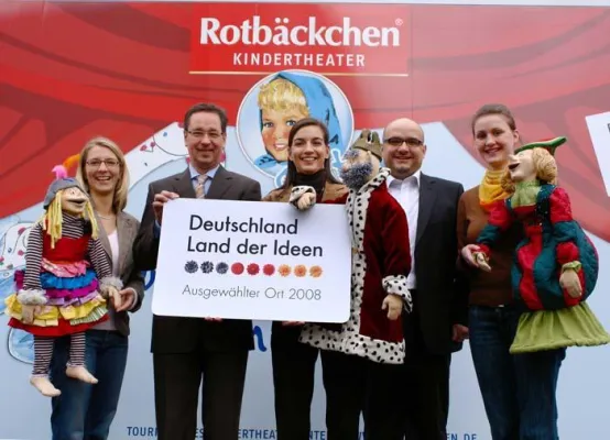 Ausgezeichnet: Rotbäckchen wird Ort im „Land der Ideen“ Bild: Ausgezeichnet: Rotbäckchen wird Ort im „Land der Ideen“
