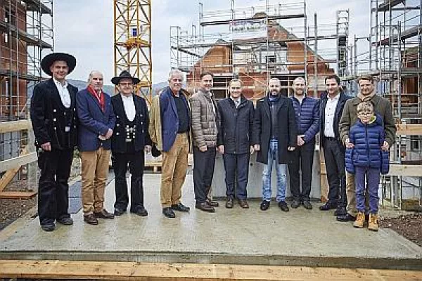 Bild: Bau der Gräflichen Seedomaine zu Bodman schreitet zügig voran