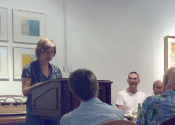 Bild: Berliner Buchhändlerkeller verleiht Günter Bruno Fuchs Literaturpreis an Kirsten Kühlke