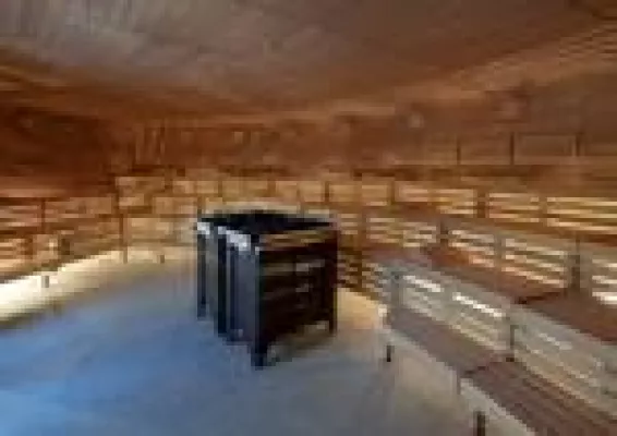 Bild: Die gigantische Wasserwelt Aquabasilea bietet Erholung auf 13.000 m²