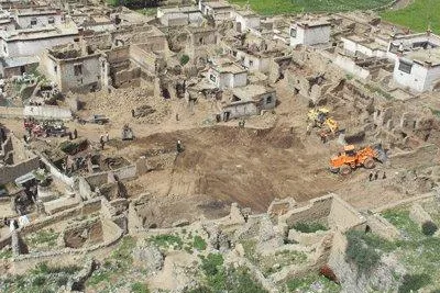 Bild: Tibetische Bauern in Namling von ihrem Grund und Boden vertrieben