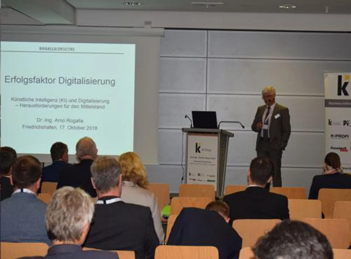 Dr. Arno Rogalla, Rogalla Consulting, zum Thema KI und Digitalisierung