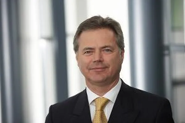 Bild: Ab jetzt auch bei PROFI: Neue IBM x86-Server mit verbesserter Leistung und Energieeffizienz