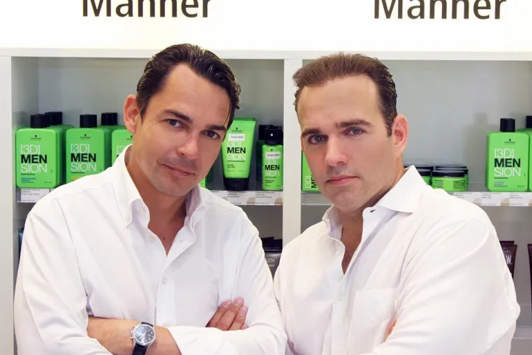 E-Shop PerfectHair.ch rundum erneuert und vierter Coiffeur-Shop in Wallisellen eröffnet Bild: E-Shop PerfectHair.ch rundum erneuert und vierter Coiffeur-Shop in Wallisellen eröffnet