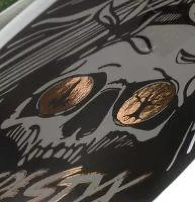 Etiketten mit Metallic-Effekt neu bei Etiketten-drucken.de Bild: Etiketten mit Metallic-Effekt neu bei Etiketten-drucken.de