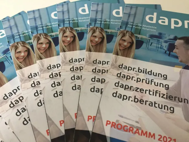 Bild: dapr-Programmüberblick 2021 erschienen. Zwei neue Intensivtrainings.
