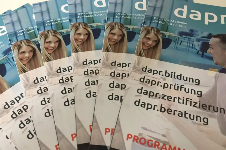 Bild: dapr-Programmüberblick 2021 erschienen. Zwei neue Intensivtrainings.