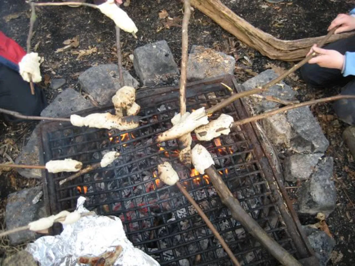 Natürlich mit Lagerfeuer!