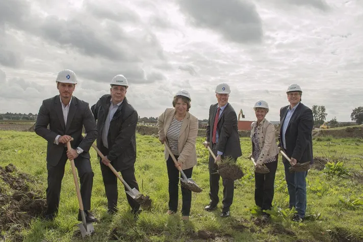 Bild: Spatenstich für das neue Wohngebiet
