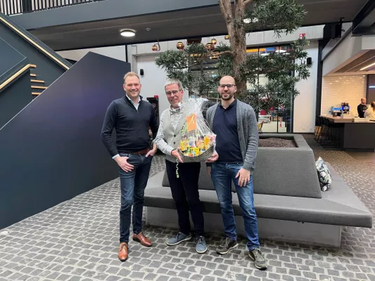 Schoofs Umwelt- und Energieberatung gratuliert Firmengründer Franz-Josef Schoofs zum 70. Geburtstag Bild: Schoofs Umwelt- und Energieberatung gratuliert Firmengründer Franz-Josef Schoofs zum 70. Geburtstag