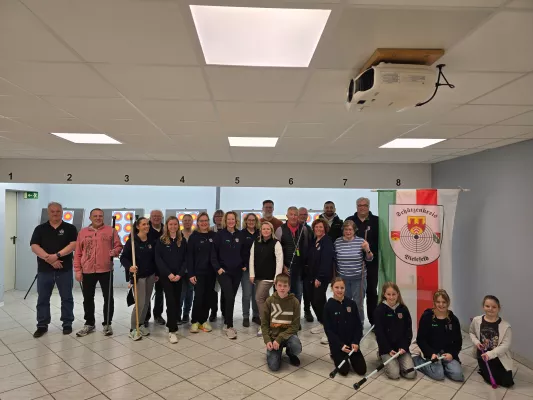 Bild: Erste offizielle Kreismeisterschaft im Blasrohrsport ein voller Erfolg