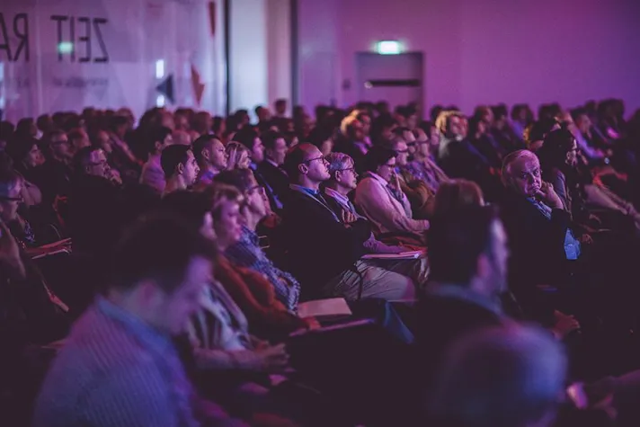 Bild: Magische CANDULOR Momente in Zürich.