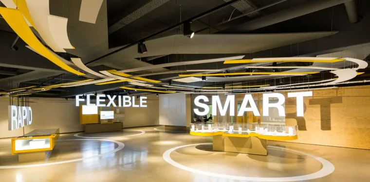 Bild: Tag der Logistik: Dematic lädt Studenten nach Heusenstamm ein