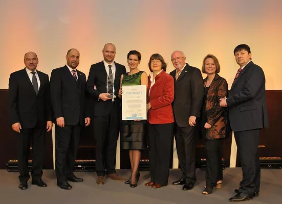 Erstes Sanitär- und Heizungsunternehmen in Essen als TÜV-zertifizierter „Profi im Handwerk“ ausgezeichnet Bild: Erstes Sanitär- und Heizungsunternehmen in Essen als TÜV-zertifizierter „Profi im Handwerk“ ausgezeichnet