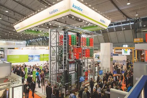 Bild: Premiere auf der LogiMAT: neuer Warenausgangsautomat von Kardex Mlog