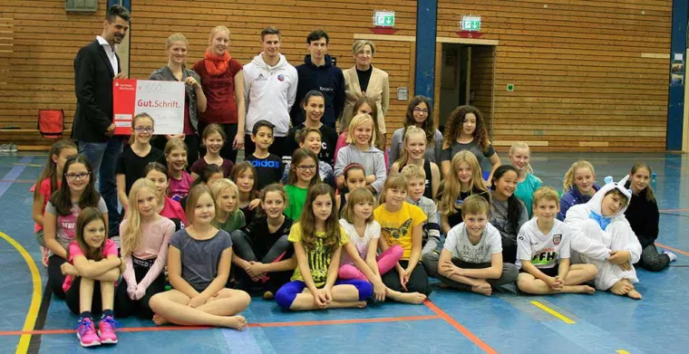 Bild: Große Freude beim Gewinner Engagement Verein(t)