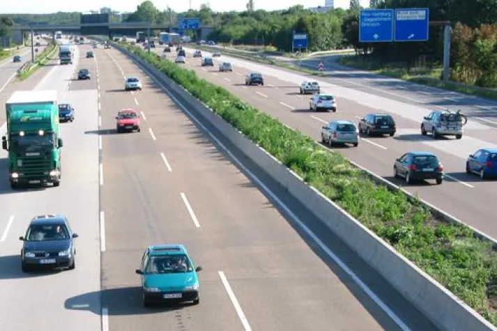 Ohne größere Staus ins Wochenende Bild: Ohne größere Staus ins Wochenende