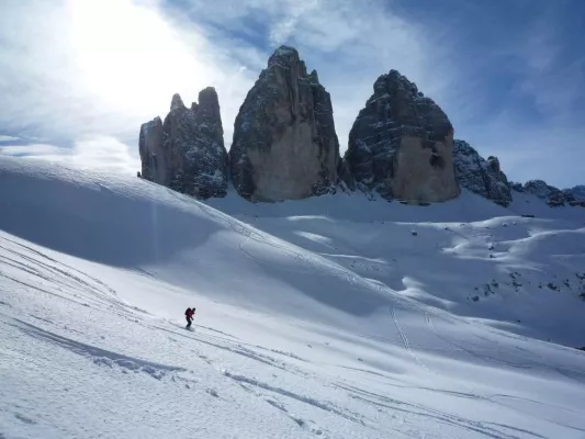 Bild: Winterurlaub mit Genuss - Schneeschuhwandern, Knödelkochkurs und ein Besuch im „Beerenreich“ in den Dolomiten