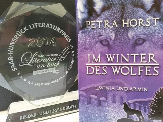 Bild: Das Buch „Im Winter des Wolfes“ gewinnt den Saar- Hunsrück Literatur- und Musikfestival 2014 Literaturpreis