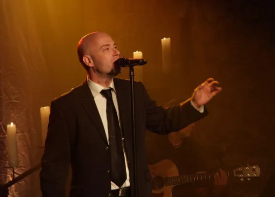 RPR1.Privatkonzert mit Unheilig: „Der Graf“ begeistert mit gefühlvoller Show hundert RPR1.er Bild: RPR1.Privatkonzert mit Unheilig: „Der Graf“ begeistert mit gefühlvoller Show hundert RPR1.er