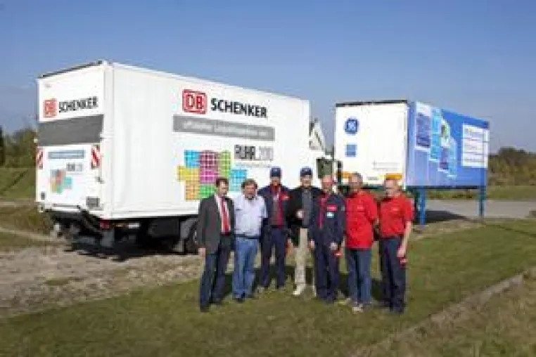 DB Schenker probt Mega-Event „Still-Leben“: Logistische Mammutaufgabe für RUHR.2010 Bild: DB Schenker probt Mega-Event „Still-Leben“: Logistische Mammutaufgabe für RUHR.2010