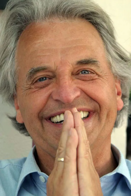 Clemens Kuby - Bestseller-Autor und Dokumentarfilmer gründete mit seiner Frau die Europäische Stiftung für Selbstheilungsprozesse