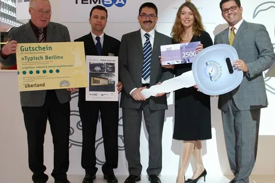 Ehinger Unternehmen mit Testkandidat unterwegs Bild: Ehinger Unternehmen mit Testkandidat unterwegs