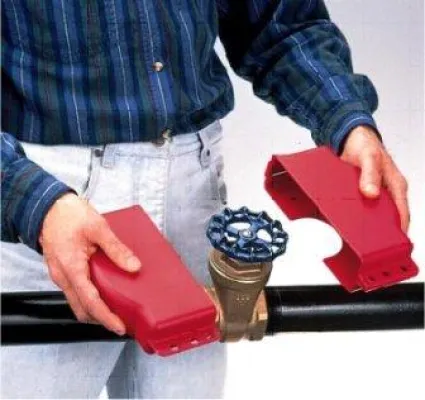 Bild: Höchste Arbeitssicherheit mit Verriegelungs-Systemen (Lockouts)