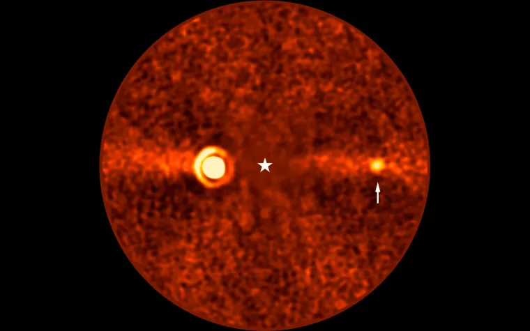 Ein neuer Planet im Beta-Pictoris-System Bild: Ein neuer Planet im Beta-Pictoris-System