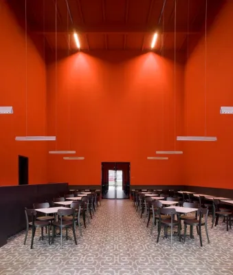 Gravierte Marazzi Fliesen in Temporärer Kunsthalle Berlin Bild: Gravierte Marazzi Fliesen in Temporärer Kunsthalle Berlin