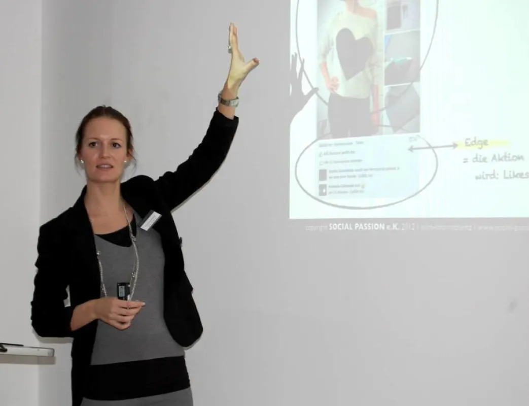 Die Social Media Beraterin Anna-Lena Radünz überzeugte in der Welke Akademie