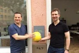 Bild: 1.000 BÄLLE BIS ZUM FINALE – SCHÜLER KICKEN FAIR