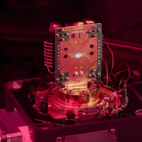 Bild: Erster Knoten für das Quanteninternet der Zukunft