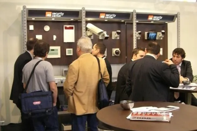 Bild: ABUS präsentiert mechanische und elektronische Sicherheitstechnik unter einem Dach