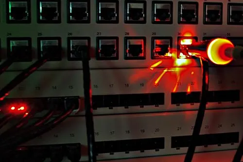 Bild: PatchSee – Fiber-Optics setzt auf »Lichtgeschwindigkeit«