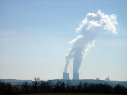 Bild: atomstopp - Bundesregierung riskiert gewaltigen Rückschlag für Ökostrom