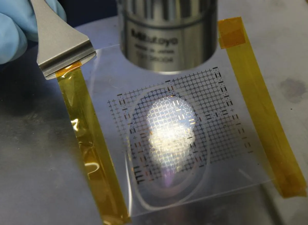 Teststrukturen von organischen Schaltungen ...      ()