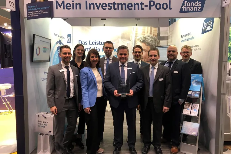 Bild: Erneut die Nummer 1: Fonds Finanz mit Service-Award 2020 ausgezeichnet