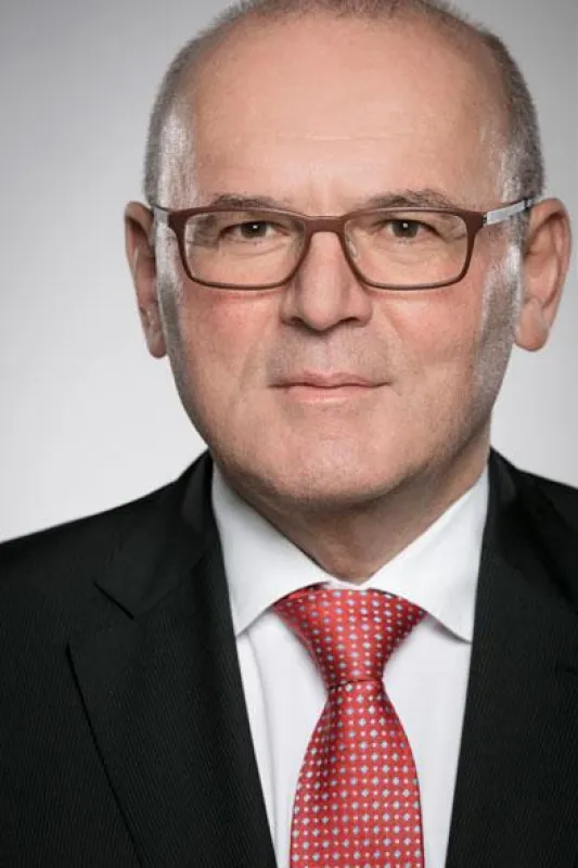 Hartmut Pleyer: Vertriebsberater bei Schreiber & Partner