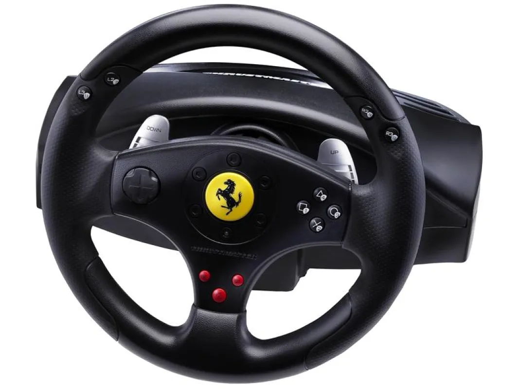 Lässt die Herzen von Ferrari-Fans und Gamern höher schlagen: der Rennlenker Ferrari GT Experience. Bild: Thrustmaster