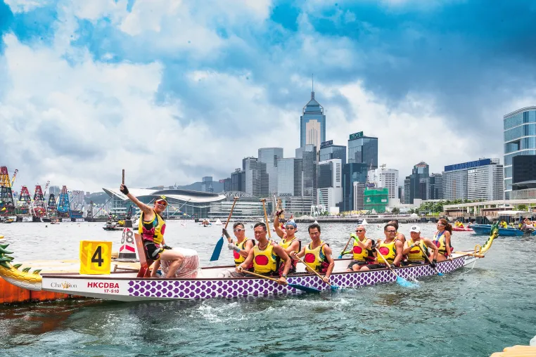 Bild: Spektakuläre Rundreise zum 50. Drachenboot-Rennen nach Hongkong
