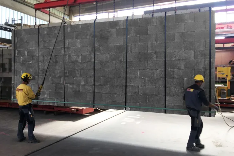 Bild: Mauertafeln aus Leichtbeton