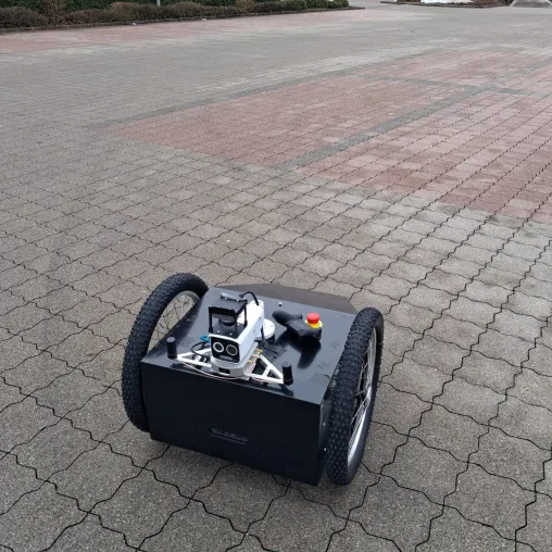 Bild: Wie Quarero Robotics Fehlalarme bei Sicherheitsrobotern auf unter 8 % senkt