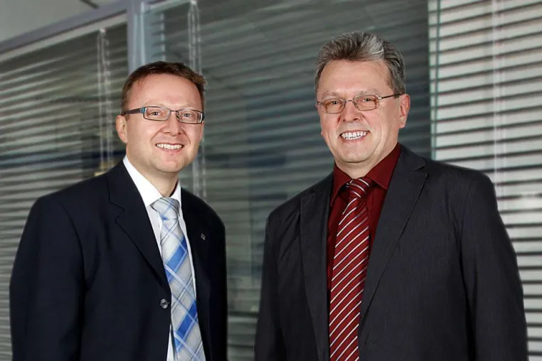 Netzwerken – Frühstücken – Informieren Bild: Netzwerken – Frühstücken – Informieren